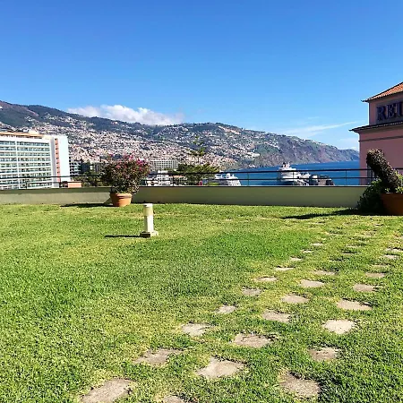 Apartmanhotel Quinta Miramar 3*